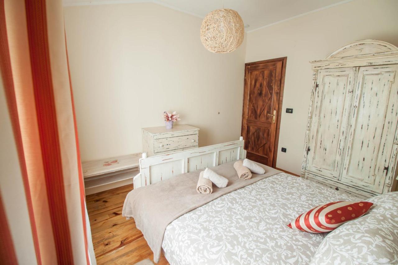 Stara Kuca Apartamento Heki Exterior foto