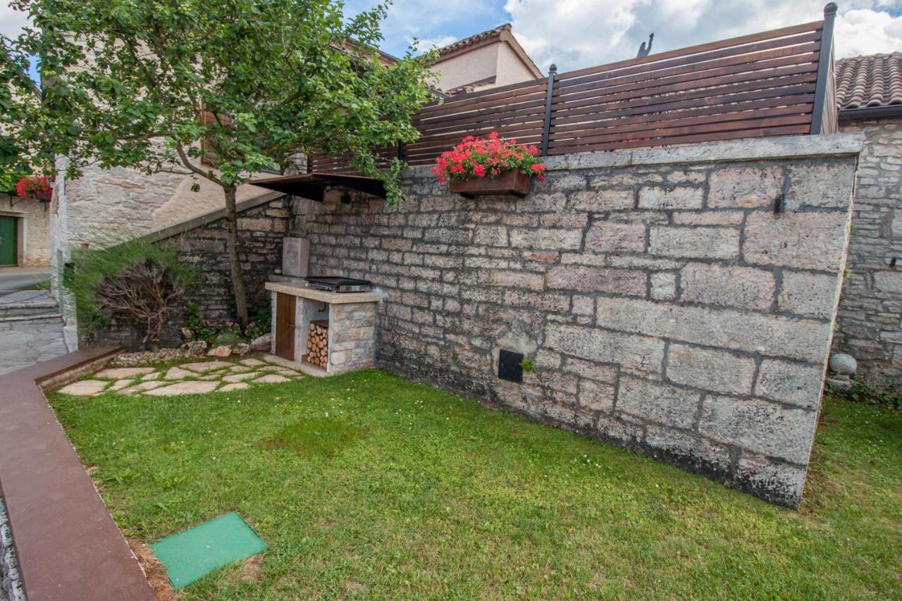 Stara Kuca Apartamento Heki Exterior foto