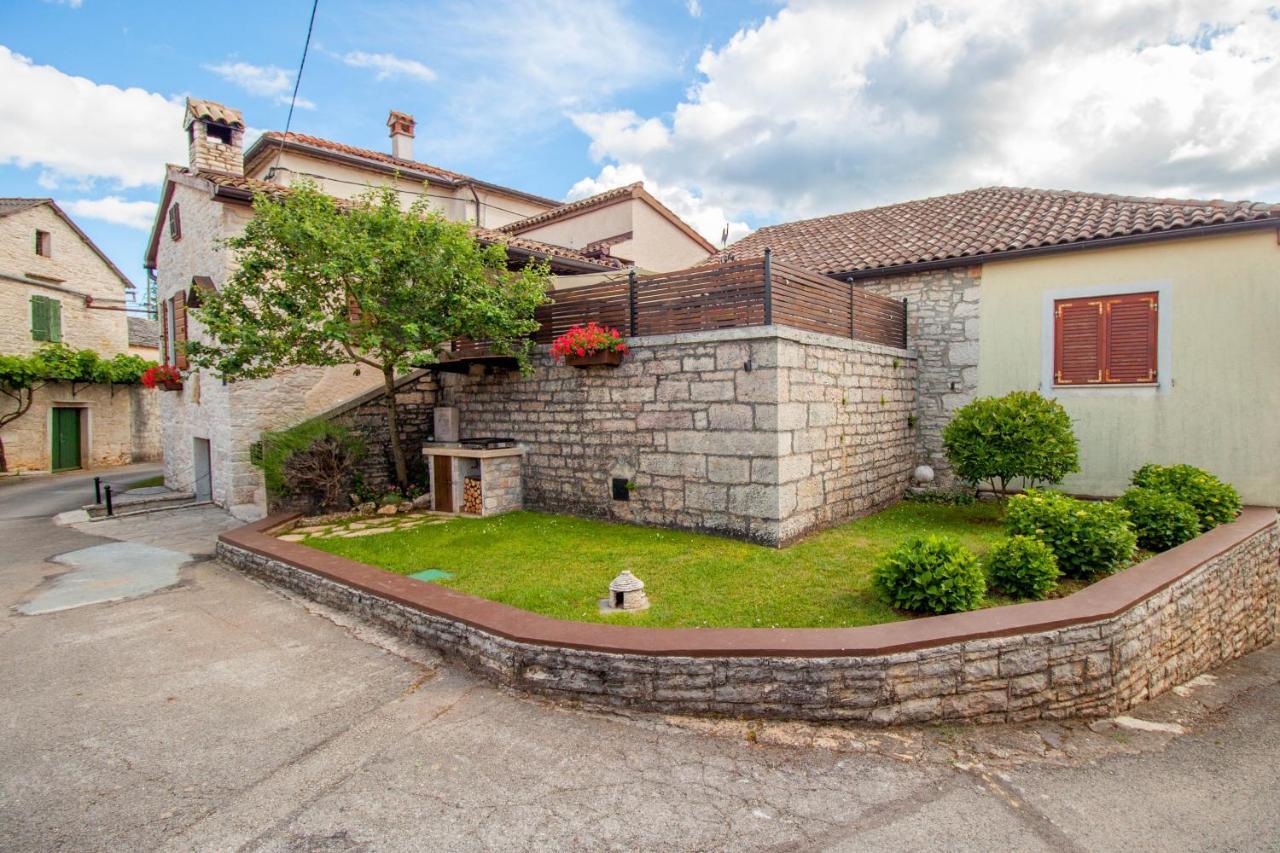 Stara Kuca Apartamento Heki Exterior foto